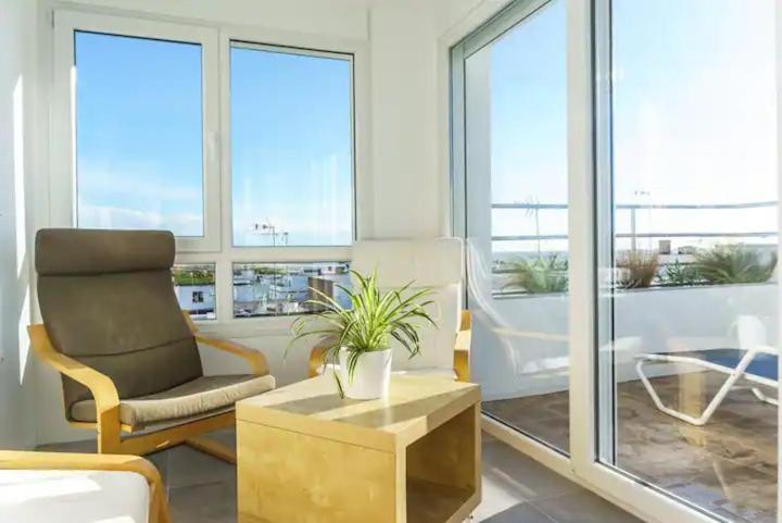 Apartamento Con Terraza Vistas Al Mar. Конил-де-ла-Фронтера Екстериор снимка