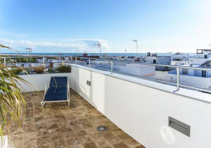 Apartamento Con Terraza Vistas Al Mar. Конил-де-ла-Фронтера Екстериор снимка