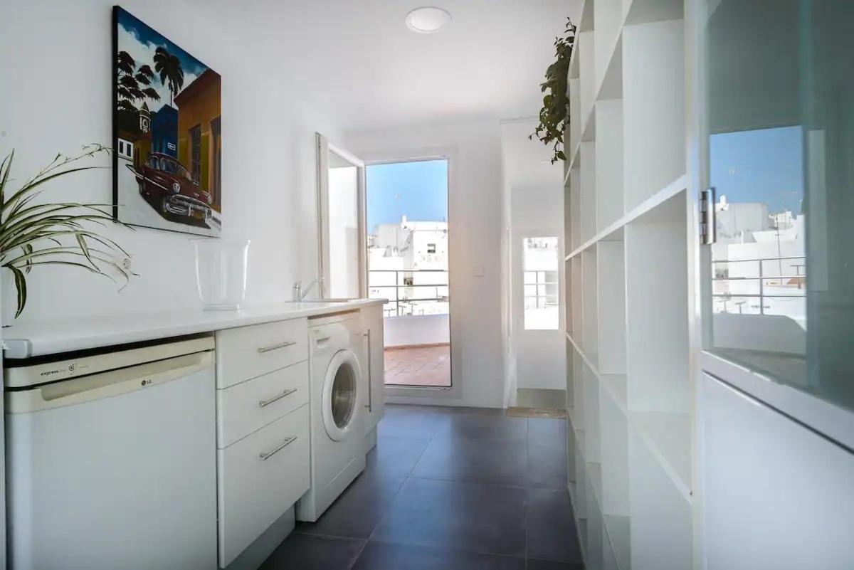 Apartamento Con Terraza Vistas Al Mar. Конил-де-ла-Фронтера Екстериор снимка